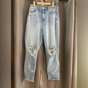 American Eagle High Waisted Mom Jeans